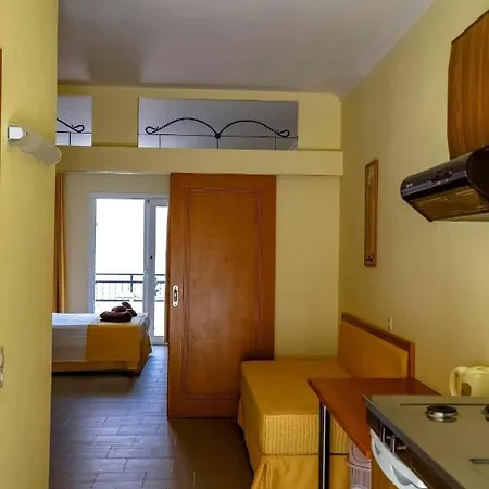 Apartament Coloma Pefkos